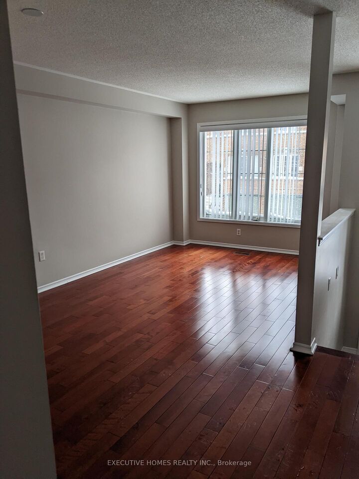 Property Photo:  5530 Glen Erin Drive 76  ON L5M 6E8 