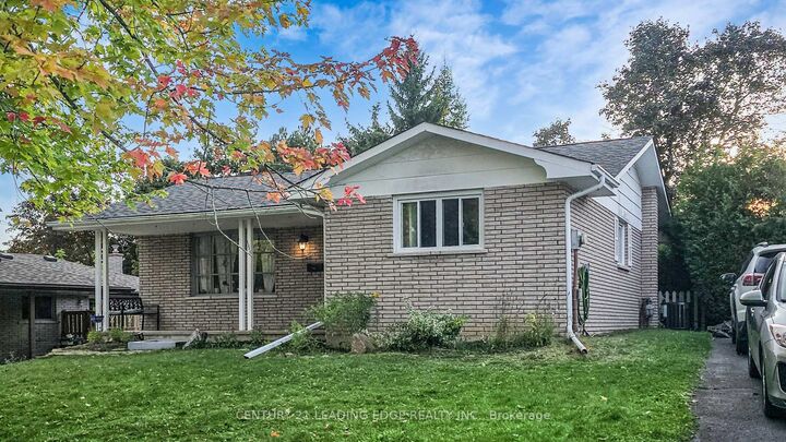 Property Photo: 1311 Cartier Boulevard ON K9H 6S4