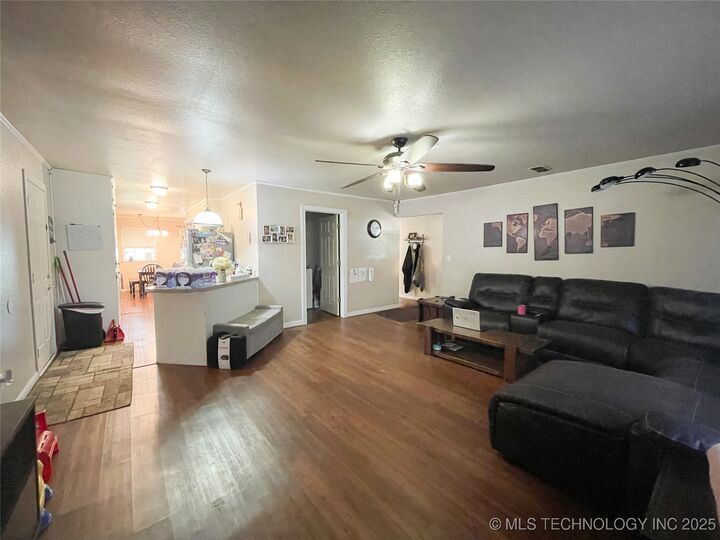 Property Photo: 520 Belmont Road OK 74403
