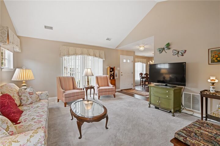 Property Photo: 6028 Belle Terre Court PA 15017