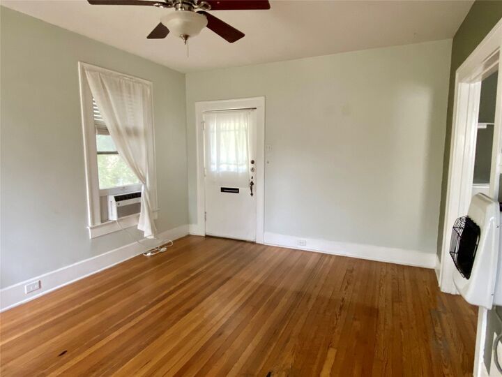 Property Photo:  1513 Enfield Road  TX 78703 