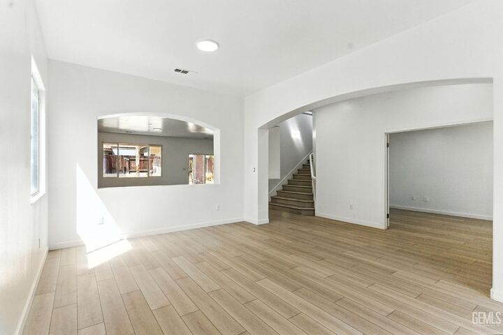 Property Photo:  14616 Tralee Drive  CA 93314