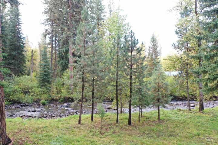 Property Photo: 3353 Woodland Drive ID 83654