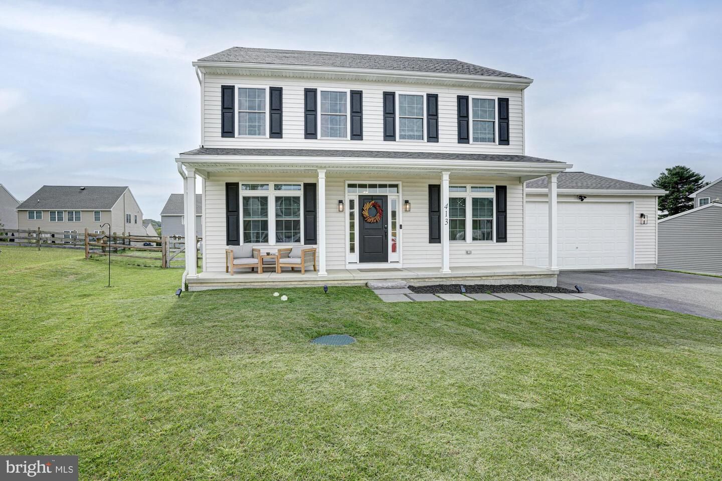 Property Photo:  413 Radcliffe Court  PA 19363 