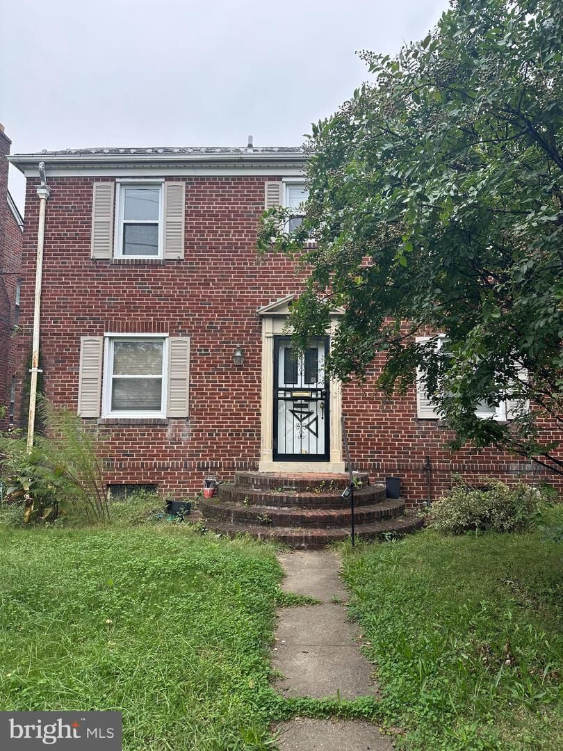Property Photo: 1115 42nd Street NE DC 20019