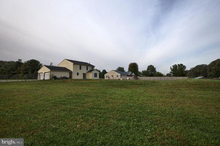 Property Photo:  118 Natures Road  PA 17963 