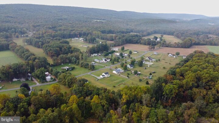 Property Photo:  118 Natures Road  PA 17963 