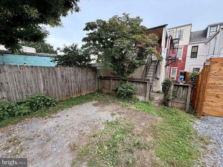 Property Photo:  28 N Charlotte Street  PA 17603 