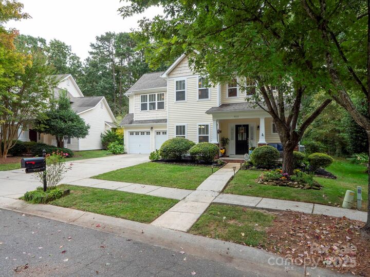 Property Photo:  9511 Yearwood Lane  NC 28214 