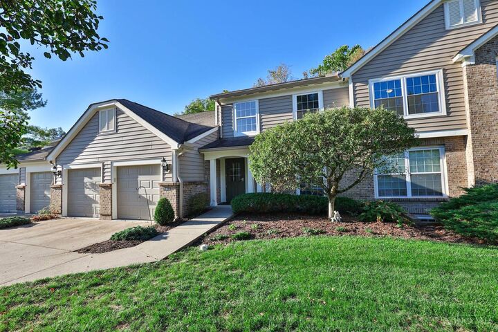 Property Photo: 5880 Stonebridge Circle OH 45150