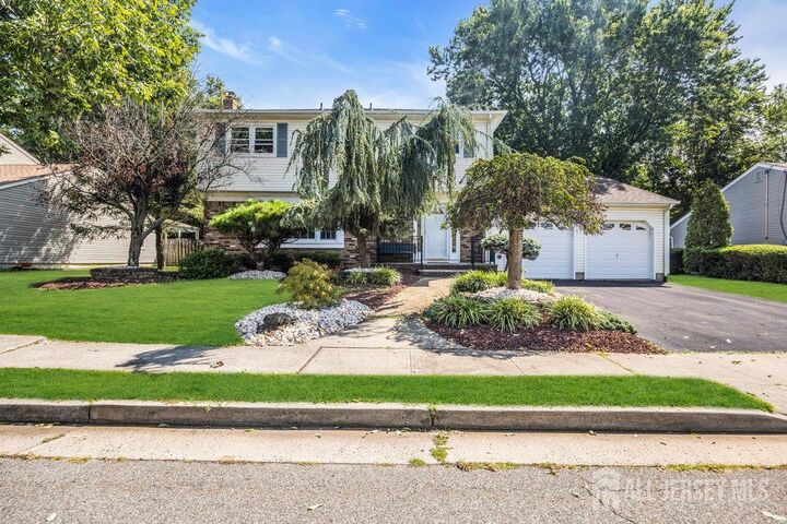 35 Albert Avenue  Milltown NJ 08850 photo