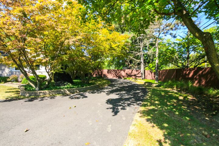 Property Photo: 4106 Ongaro Drive OH 43204
