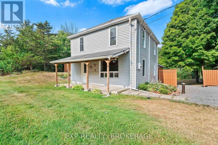 Photo de la propriété:  7993 Perth Road  ON K0K 2L0 