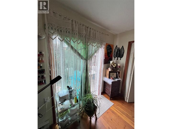 709 2nd Street  Castlegar BC V1N 1Y9 photo