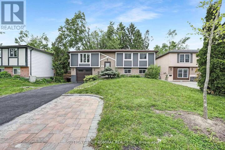 Property Photo:  14 Chippawa Court  ON L4M 5N8 