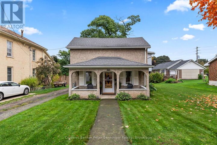 Property Photo: 620 Victoria Street South ON N0G 2V0