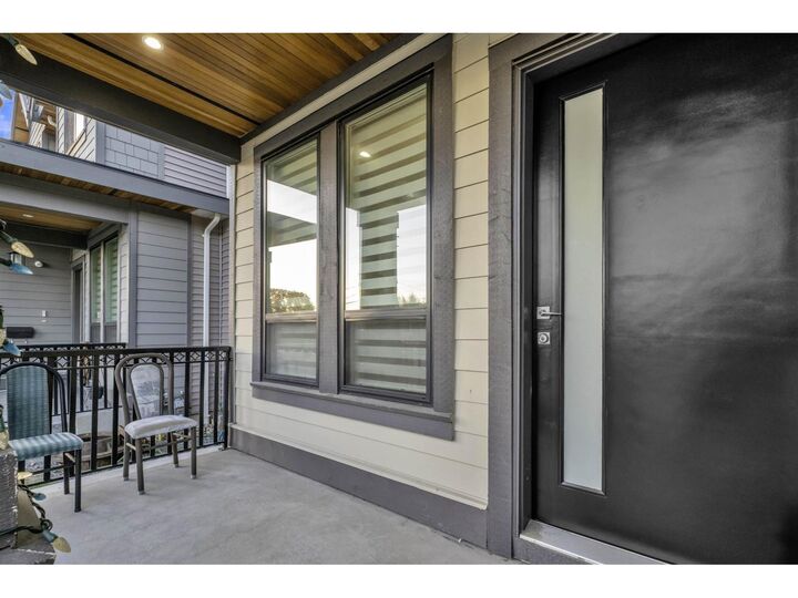 Property Photo: 11899 74B BC V4C 1H2