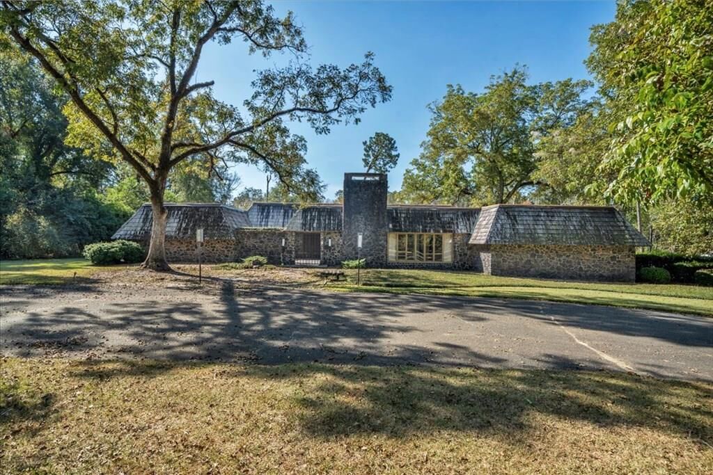 Property Photo:  1403 S Ga Hwy 90  GA 31015 