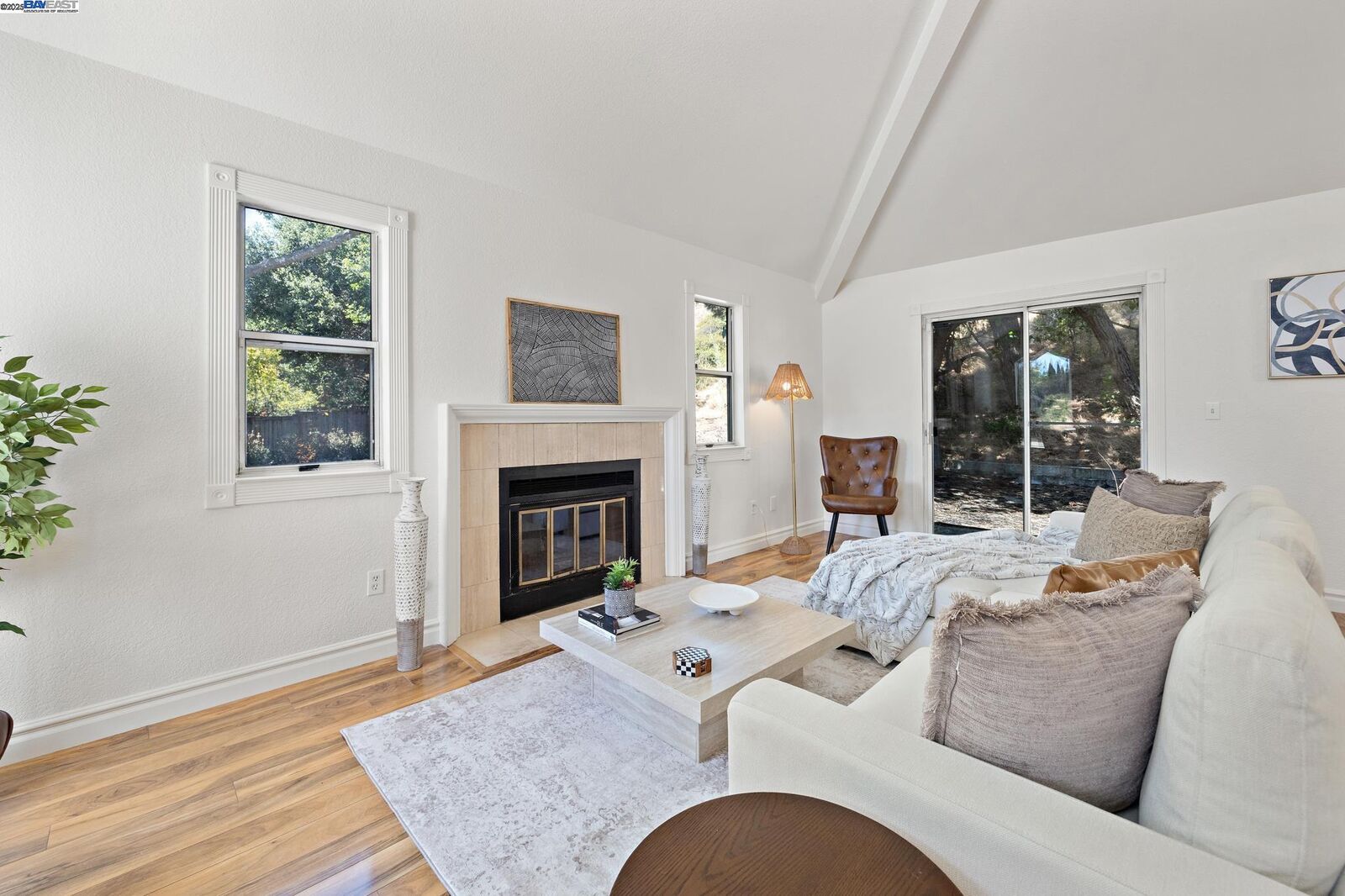 Property Photo:  1218 Locust Dr  CA 94591 