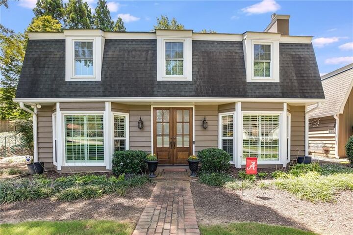 Property Photo: 450 Somerset Lane SE GA 30067