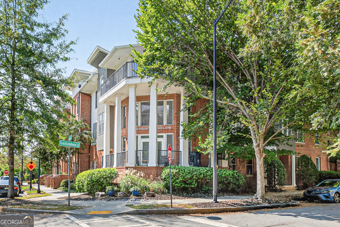 Property Photo:  745 Fountainhead Lane NE 118  GA 30324 