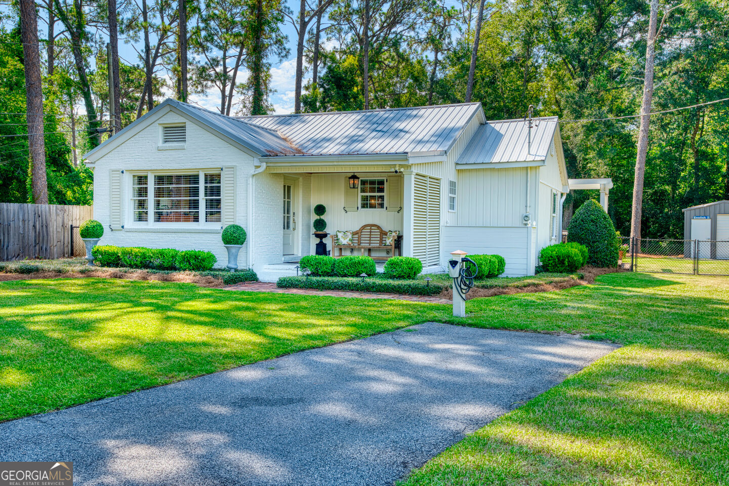 Property Photo: 210 13th Avenue SE GA 31768