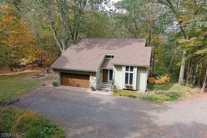 Property Photo:  40 Edge Hill Rd  NJ 07825 