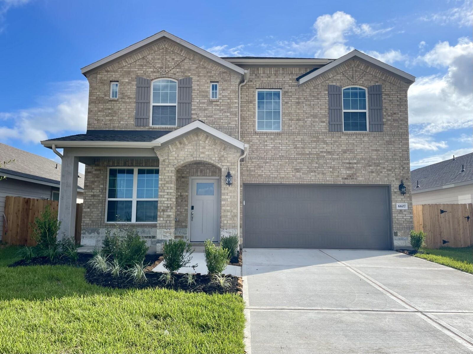 Property Photo:  6607 Castella Drive  TX 77583 