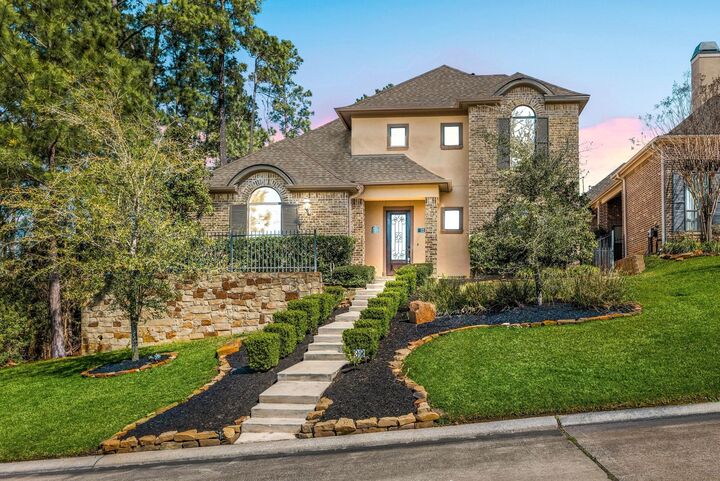 32 Evangeline Boulevard  Conroe TX 77304 photo