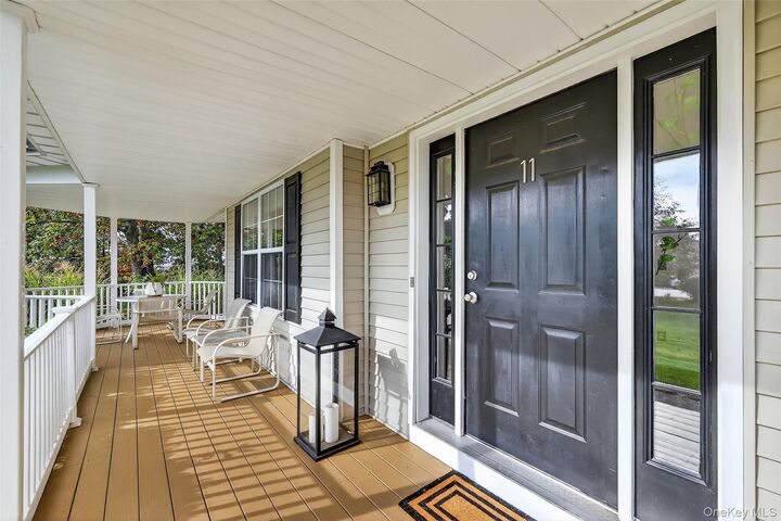 Property Photo:  11 Pacer Court  NY 10924 