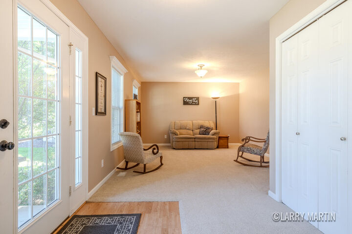 Property Photo: 7165 Keystone Court MI 49428