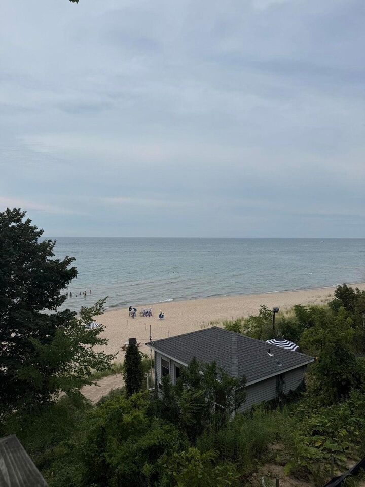 Property Photo: 7368 Beachview Drive MI 49090