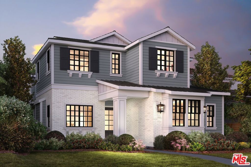 Property Photo:  911 Yale Street  CA 90403 