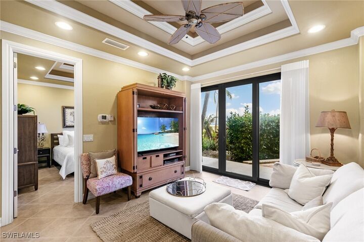 Property Photo:  180 Seaview Court 105  FL 34145 