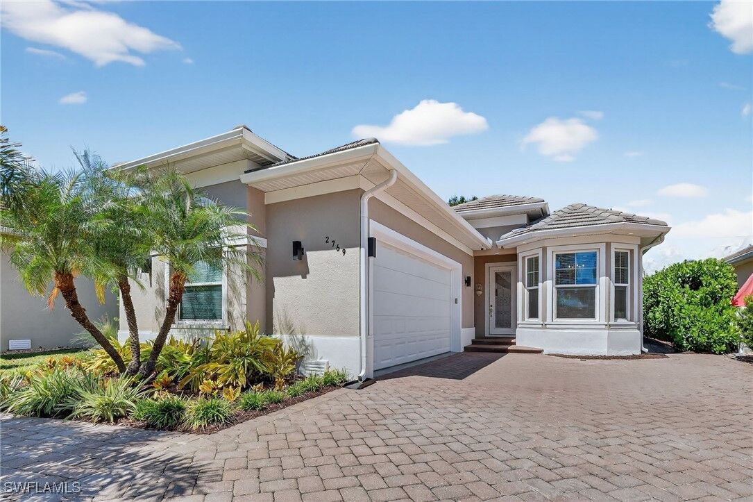 Property Photo: 2769 Linda Drive FL 34112