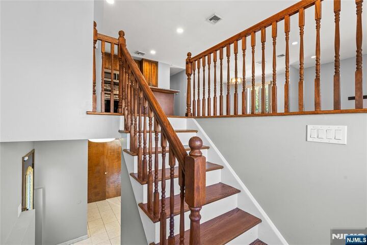 Property Photo:  38 Springfield Avenue  NJ 07604 