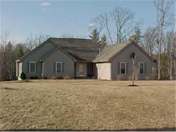 Property Photo: 5 Brenner Drive NH 03858