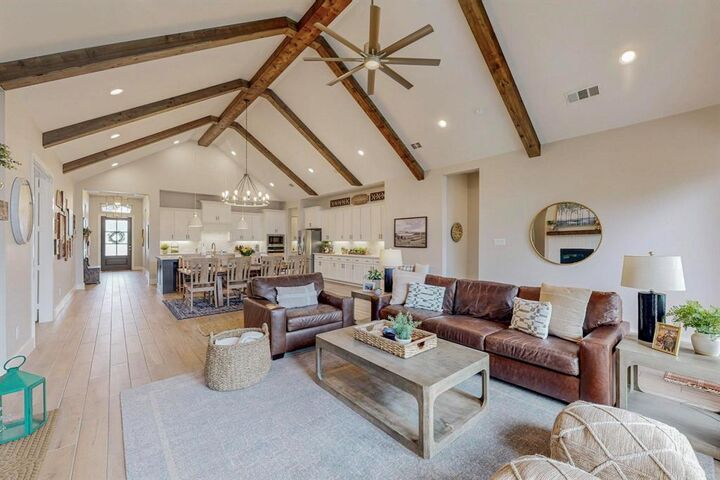 Property Photo: 2801 Capitol Place TX 75454