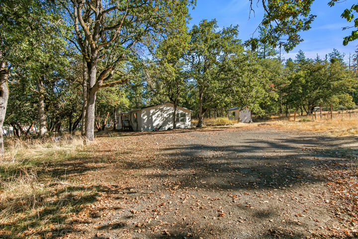 Property Photo:  1121 Upper Applegate Road  OR 97530 