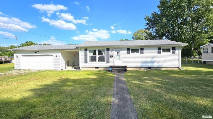 520 N 27th Street  Herrin IL 62948 photo