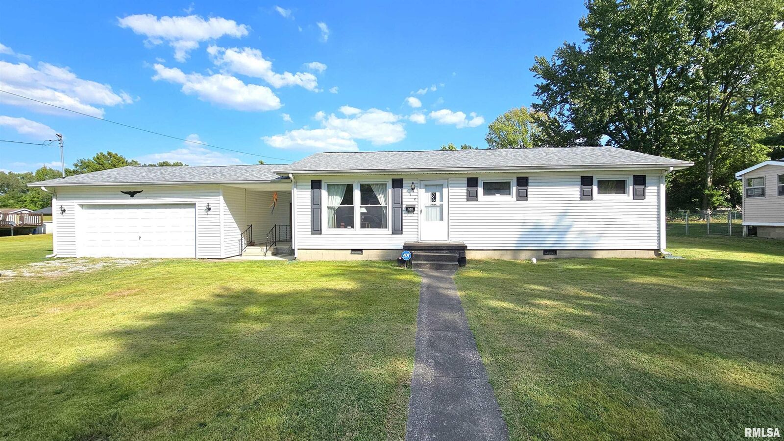 Property Photo:  520 N 27th Street  IL 62948 