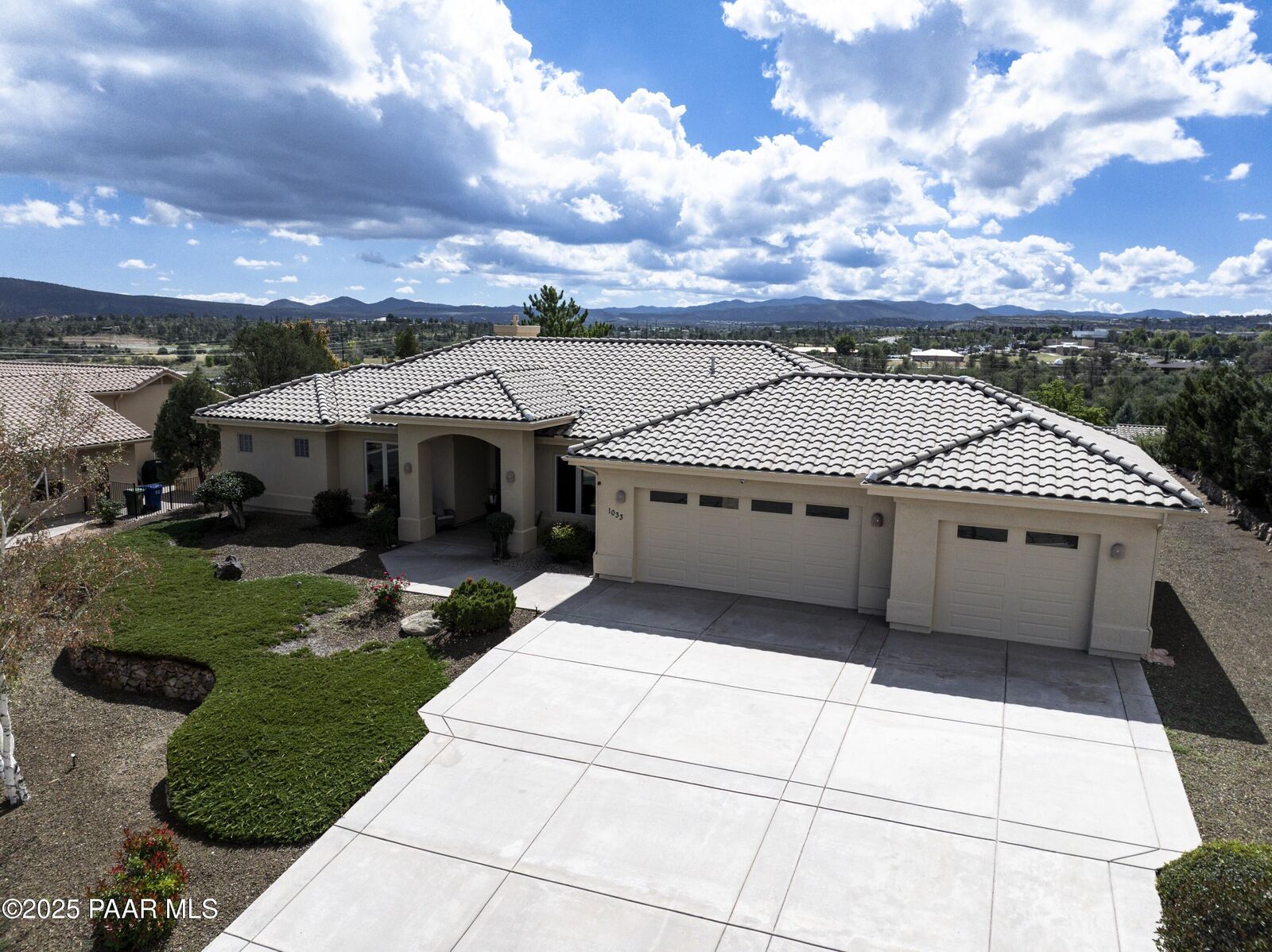 Property Photo: 1033 Lupine Lane AZ 86305