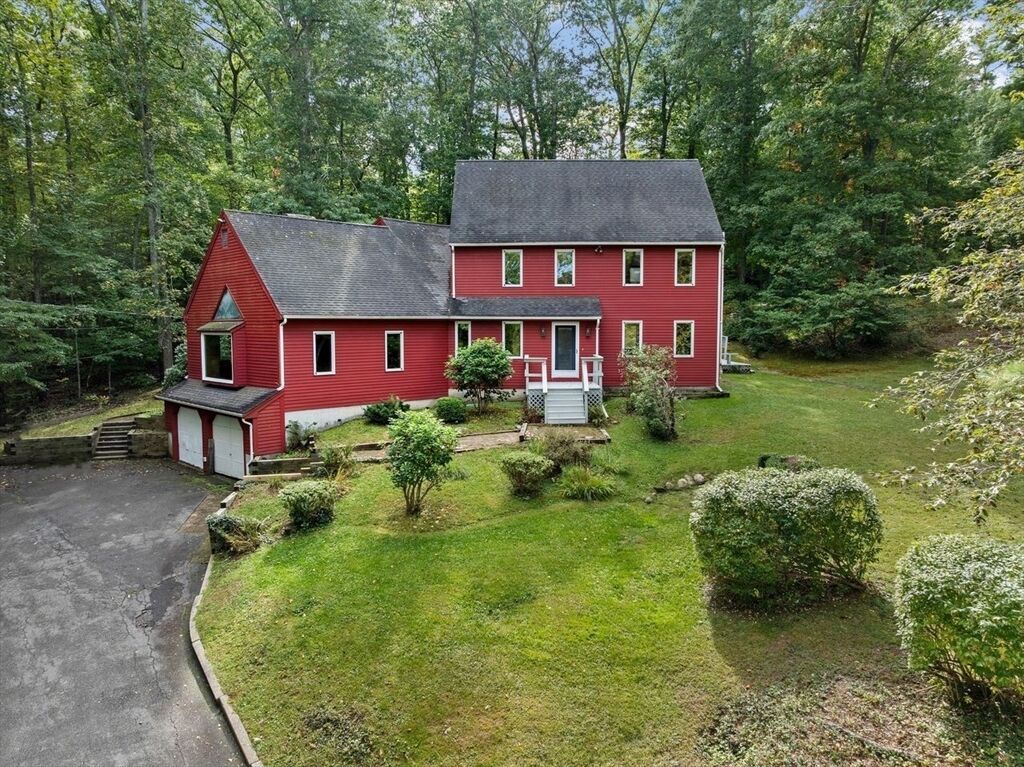 Property Photo:  72 Chittenden Lane  MA 02061 