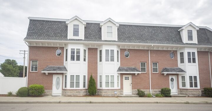 Property Photo:  909 Washington St 14  MA 02062