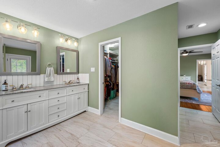 7232 Bayshore Dr  Milton FL 32583 photo