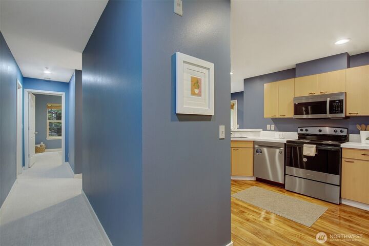 Property Photo:  20802  72nd Avenue W 304  WA 98026 