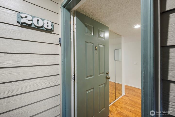 Property Photo:  904 E Bay Drive NE B208  WA 98506
