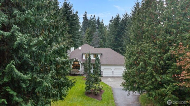 Property Photo:  22126  53rd Avenue SE  WA 98021 