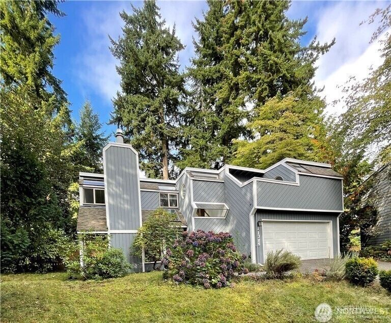 Property Photo:  11325 NE 103rd Street  WA 98033 