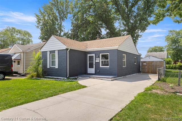 Property Photo: 2527 Corbin Street MI 48122